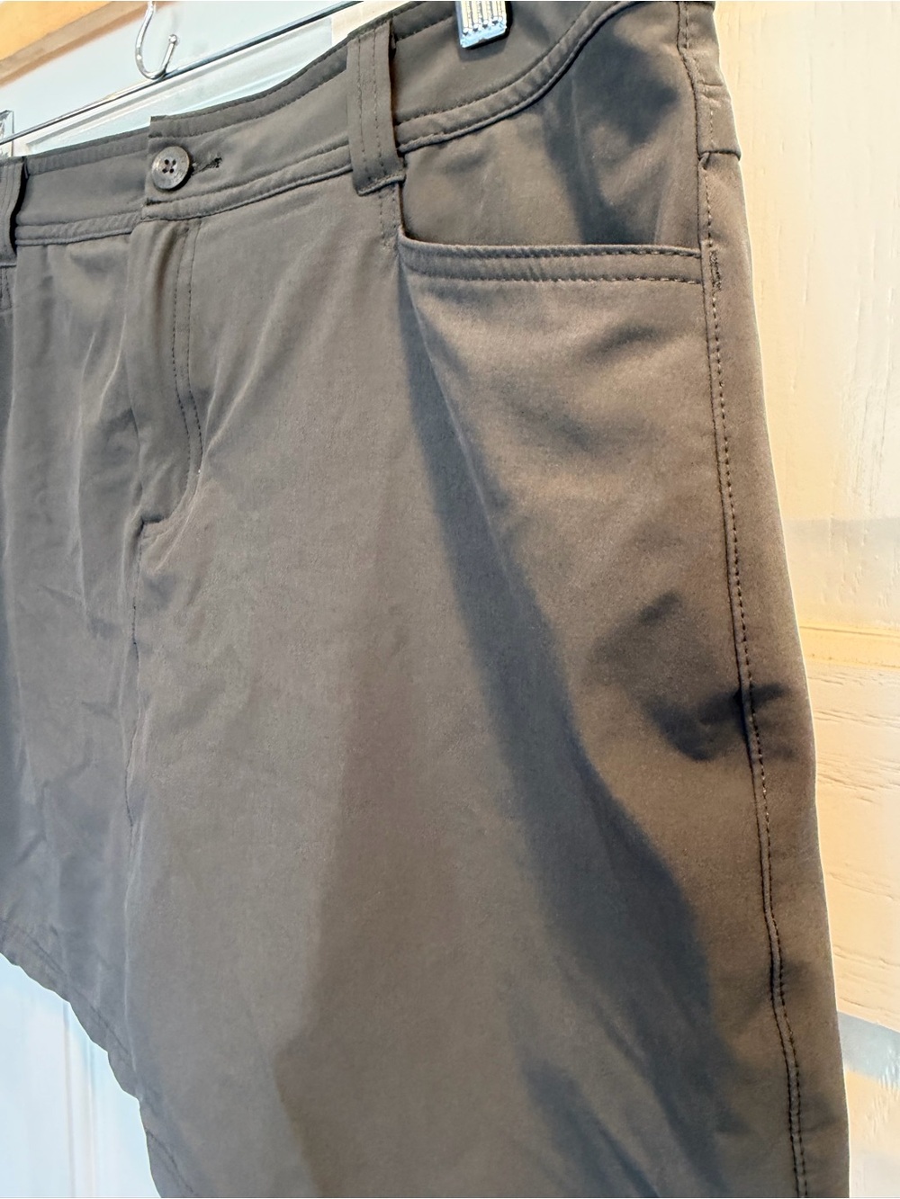 Eddie Bauer Charcoal Gray Women's Stretch Skort Built in Shorts & Pockets